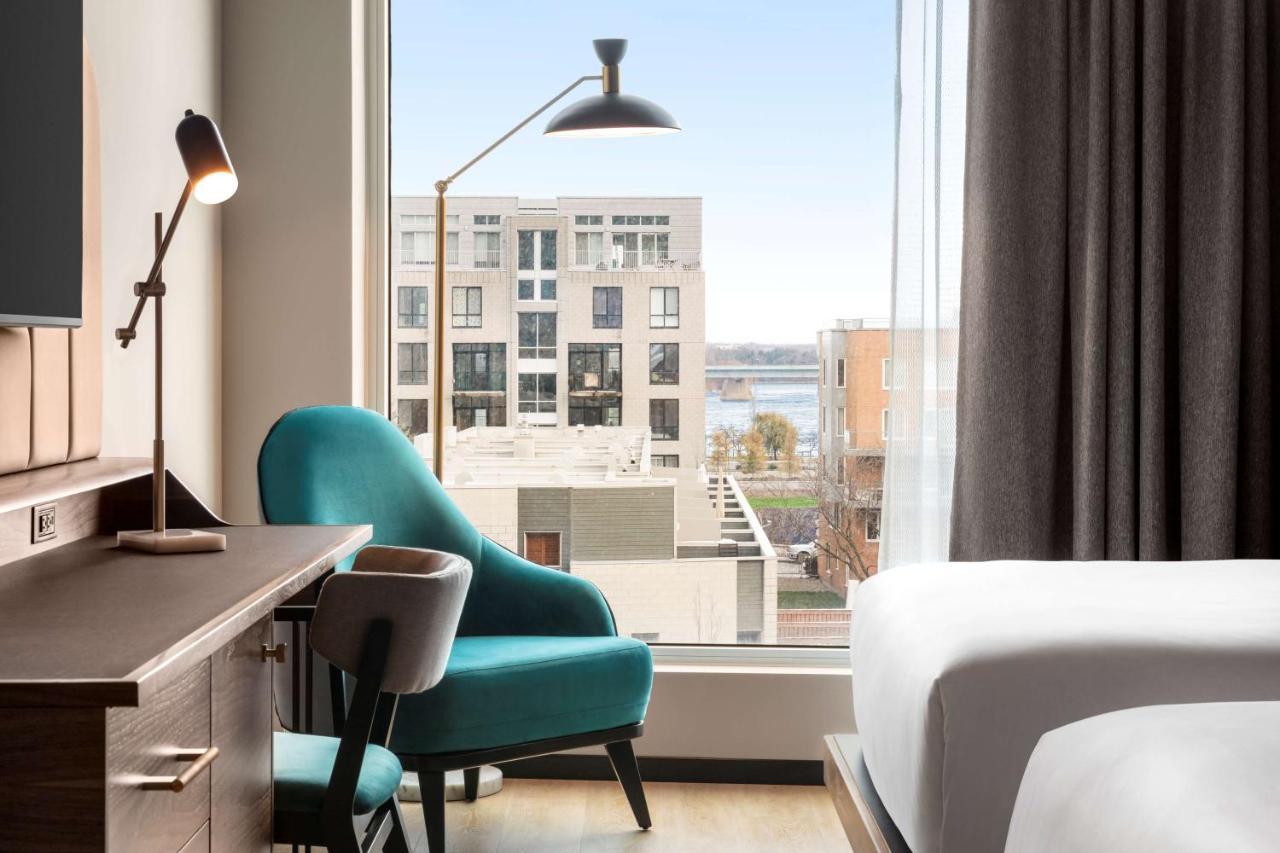 Queen Room with Two Queen Beds and Accessible Shower - Disability Access,1350322123:JPEG